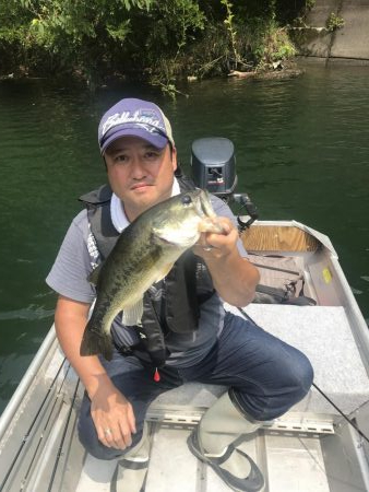 目標昼までに二桁釣るぞ