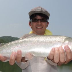 フィッシングレイクたかみや 釣果