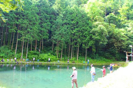 小菅トラウトガーデン 釣果