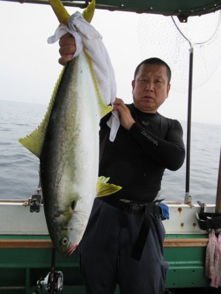 真祐丸 （しんゆうまる） 釣果