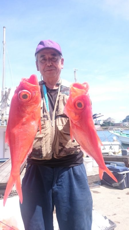 晃山丸 釣果