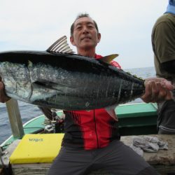 真祐丸 (しんゆうまる) 釣果