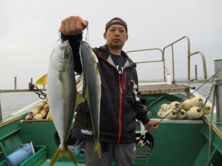 真祐丸 (しんゆうまる) 釣果