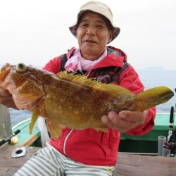 真祐丸 (しんゆうまる) 釣果