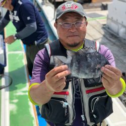 丸万釣船 釣果