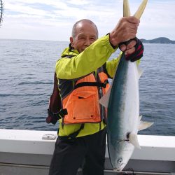 エンペラー 釣果