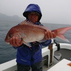 エンペラー 釣果