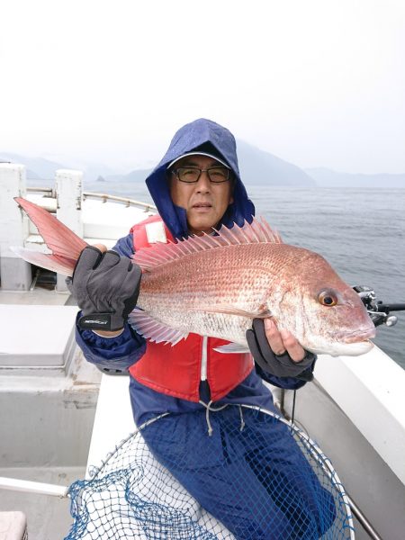 エンペラー 釣果