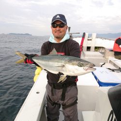 エンペラー 釣果