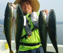 サンマリン 釣果