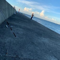 沖一文字でショアジギング