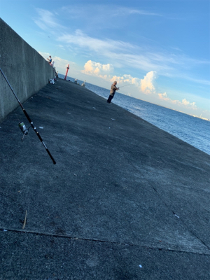 沖一文字でショアジギング