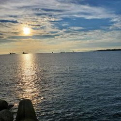 スーパーライトショアジギングで!