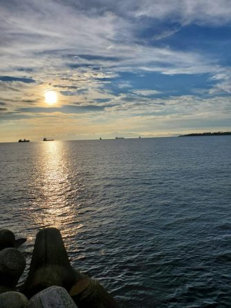 スーパーライトショアジギングで!