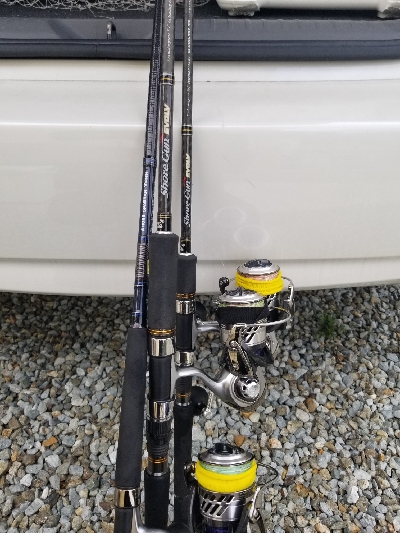 神戸沖堤防。ツバス祭り継続