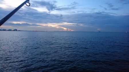 早朝ショアジギング!!