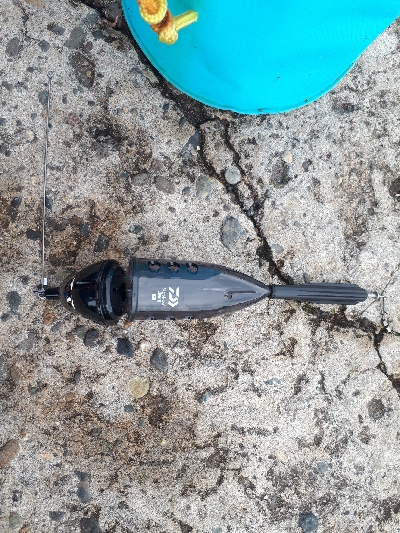 遠投カゴ釣りで良型アジ爆釣‼️