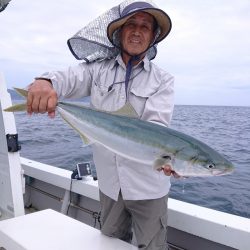 エンペラー 釣果