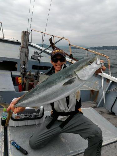 ファイヤードルフィン 釣果