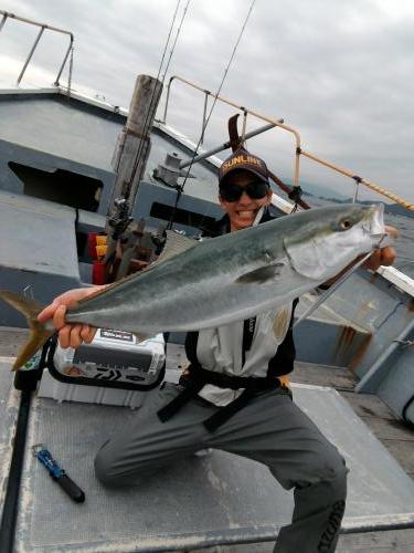 ファイヤードルフィン 釣果