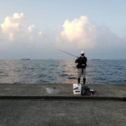 沖堤防！NEWジャックアイエースでライトショアジギング【ハヤブサフィールドスタッフ イノォ】