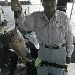 フィッシングガイド りょう 釣果