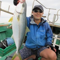 真祐丸 (しんゆうまる) 釣果