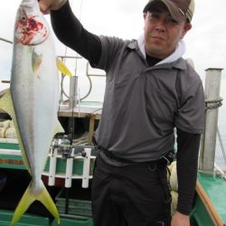 真祐丸 (しんゆうまる) 釣果