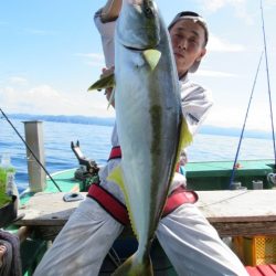 真祐丸 (しんゆうまる) 釣果