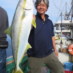 真祐丸 (しんゆうまる) 釣果