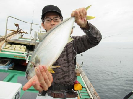 真祐丸 (しんゆうまる) 釣果