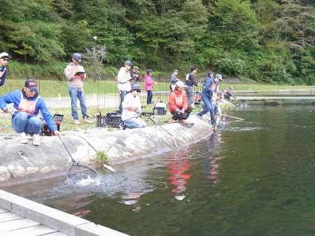 平谷湖フィッシングスポット 釣果