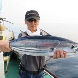 真祐丸 (しんゆうまる) 釣果