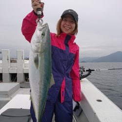 エンペラー 釣果