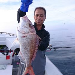 エンペラー 釣果