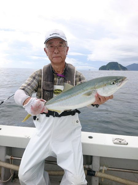 エンペラー 釣果