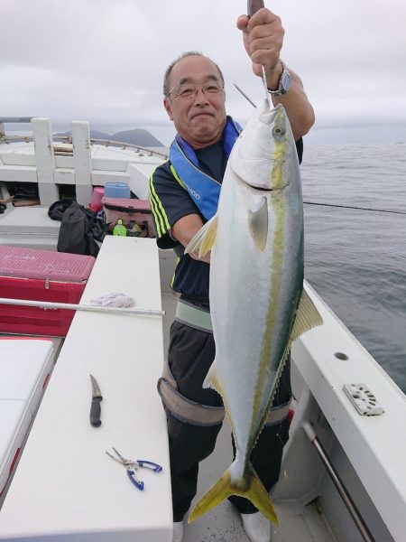 エンペラー 釣果