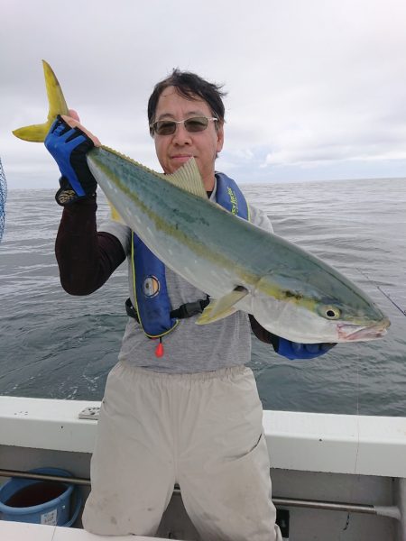 エンペラー 釣果