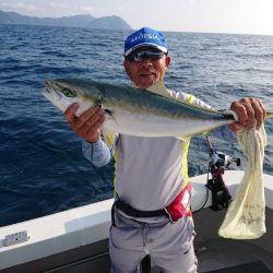 エンペラー 釣果