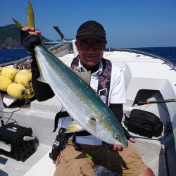 エンペラー 釣果