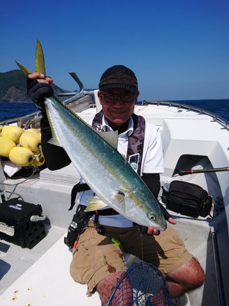 エンペラー 釣果