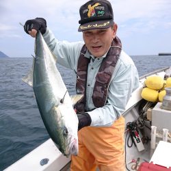 エンペラー 釣果