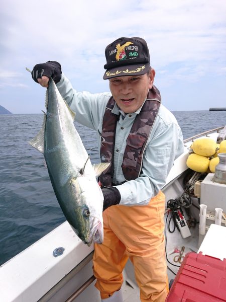 エンペラー 釣果