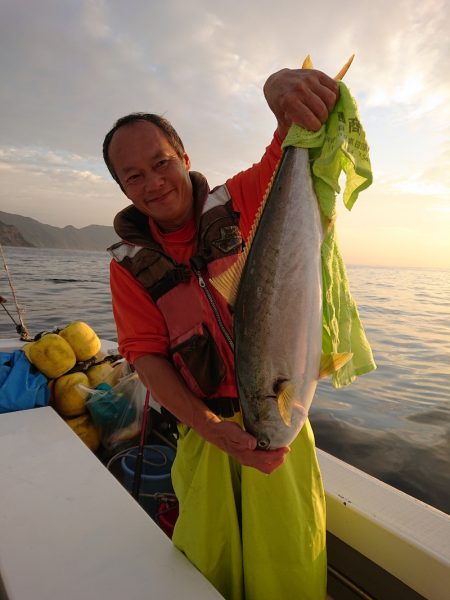 エンペラー 釣果