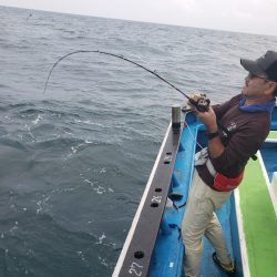 丸万釣船 釣果