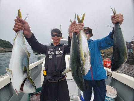 サンマリン 釣果