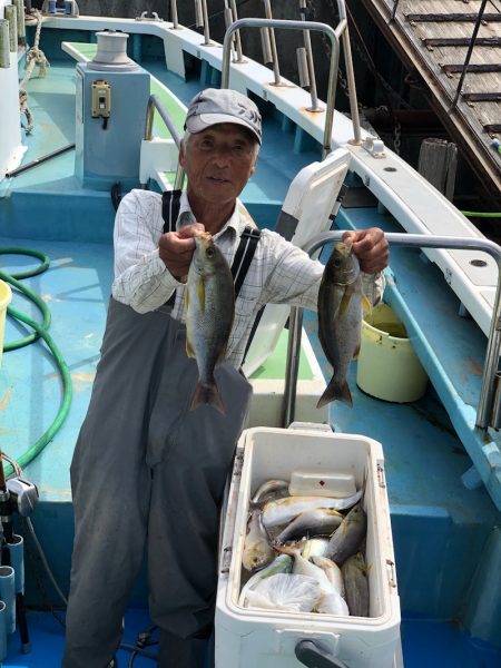 丸万釣船 釣果