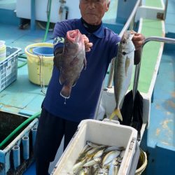 丸万釣船 釣果