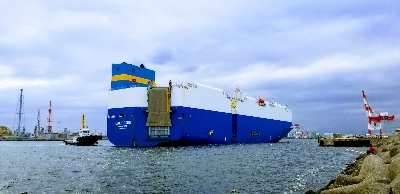 台風後のショアジギ