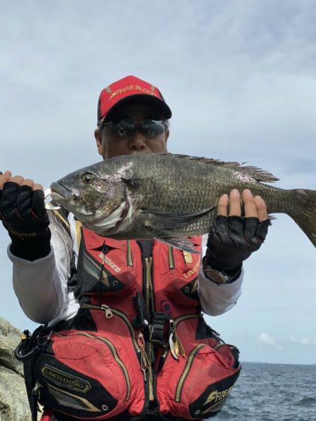 蓋井島フカセとルアー釣り